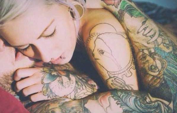 37 Sexy Photos Of Tattooed Couples That Will Make You Want Ink Immediately