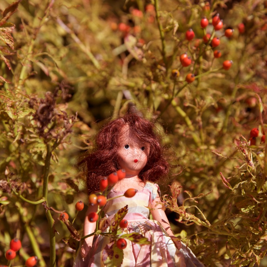 Here Are 34 Truly Terrifying Stories That’ll Keep You Captivated (And Scared) For Hours On End