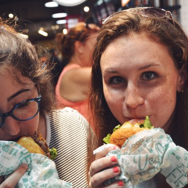 25 Things Only People Who Are Literally ALWAYS Hungry Can Relate To