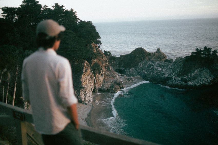 30 INTJs Explain What They Do To Heal After A Heartbreak