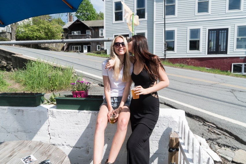 16 Bisexual Women On What They Find Hottest About Each Sex