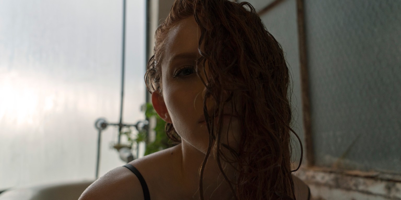 33 Subtle (But Toxic) Ways You’ve Been Treating Yourself Poorly