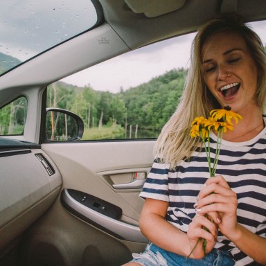 12 Things That Used To Be Romantic And Normal But Rarely Happen Anymore