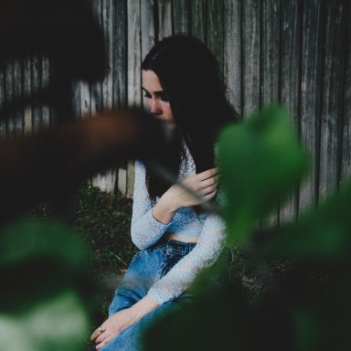 My Sister Died When She Was 15, And There’s A Part Of Me That Wishes She’d Stayed That Way