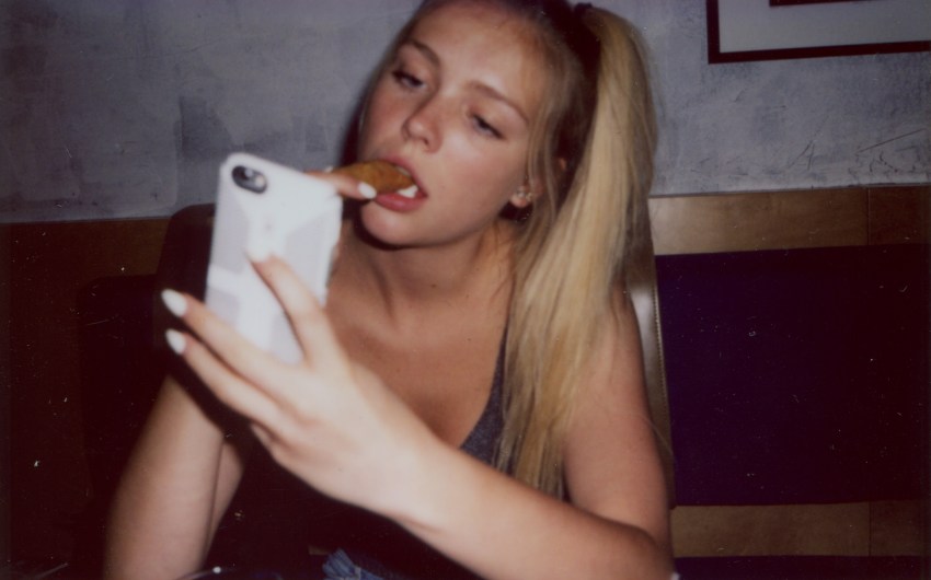 If You’re Responding To A Text With ‘K’ That Isn’t During These 12 Moments, You’re Wrong