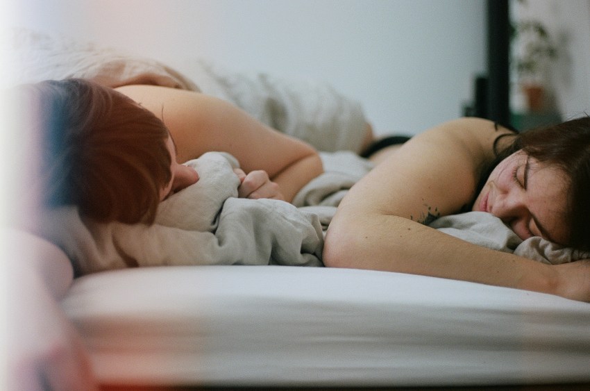 50 Pillow Talk Questions For Late Nights And Early Mornings With Your Love
