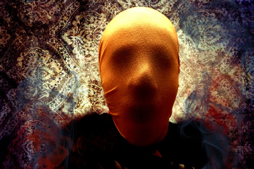 A Traveling Medium Just Visited My House, And I’m Terrified Of What’s Staying Now That He’s Gone