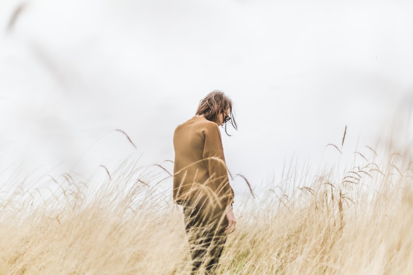 10 Beautiful Poems For When You Are Separated From Your Person