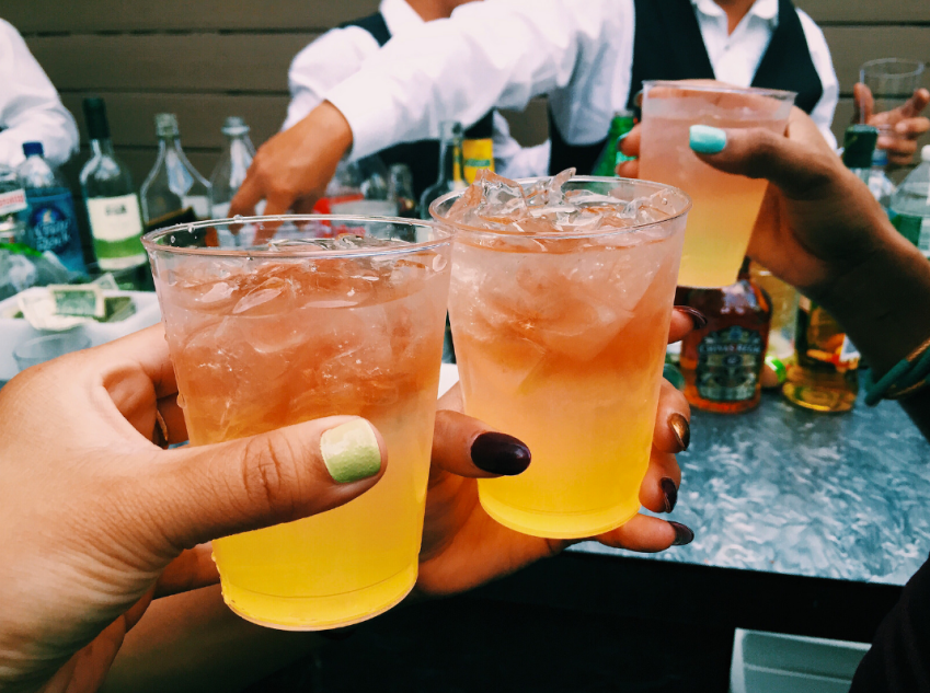 Here’s What Kind Of Girlfriend You Are, Based On What Drink You Order