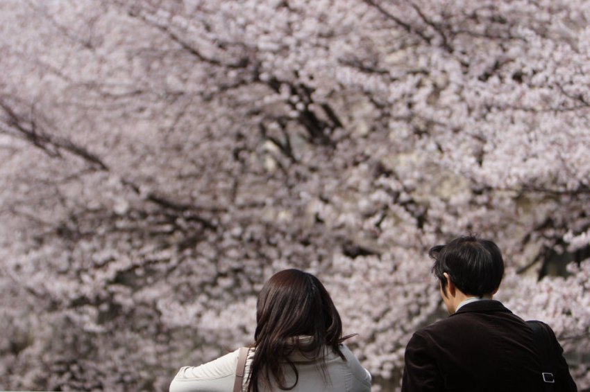 25 Little Things A Guy Will Only Do When He’s Just Not That Into You