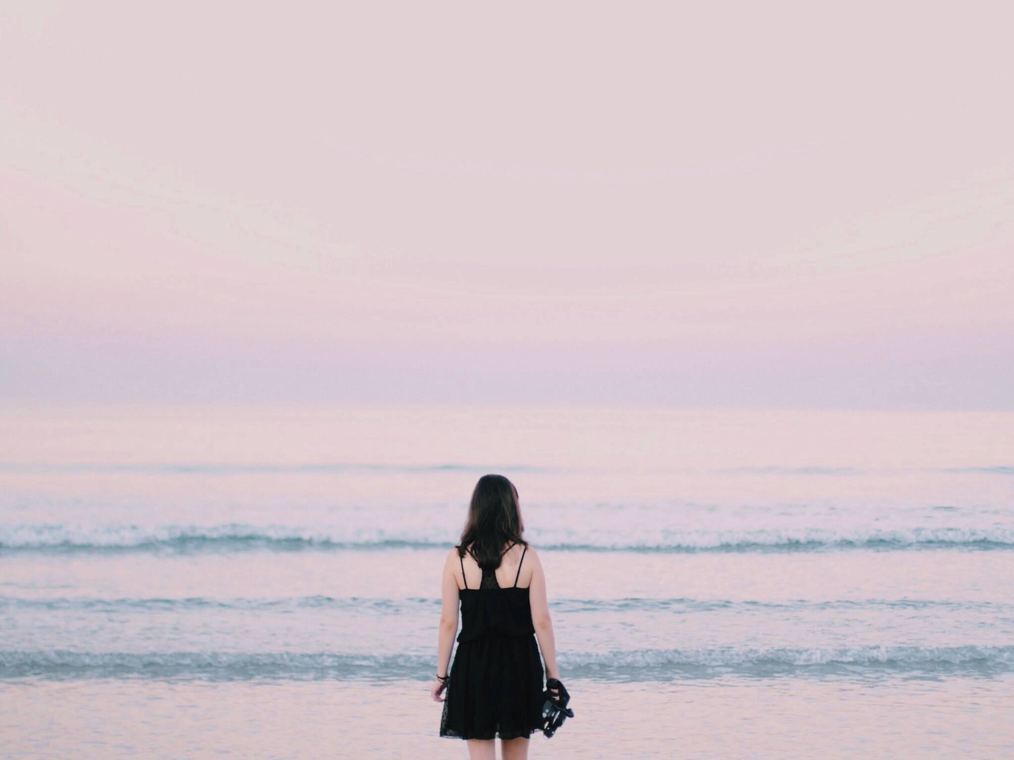 When He Says He Doesn’t Love You Anymore, Let Him Go Thought Catalog