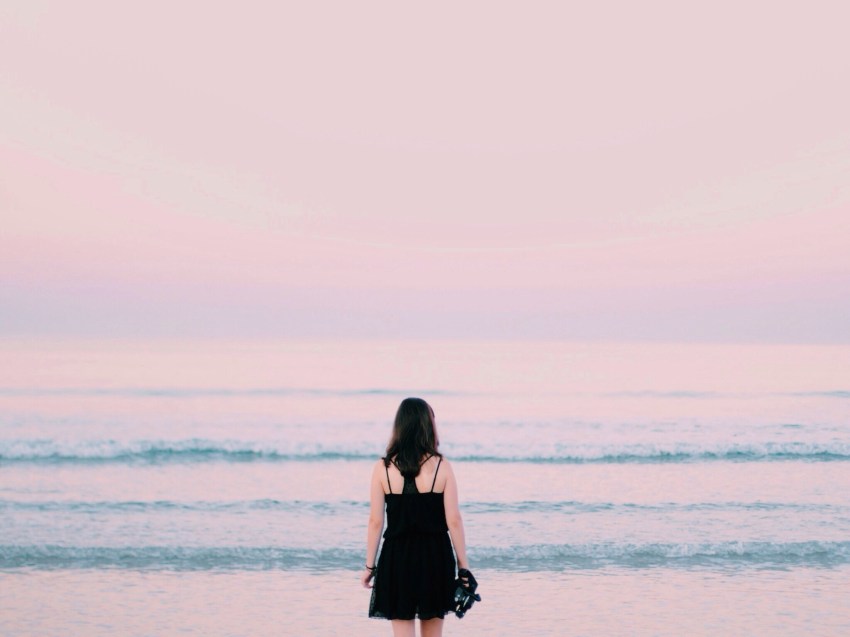 When He Says He Doesn’t Love You Anymore, Let Him Go