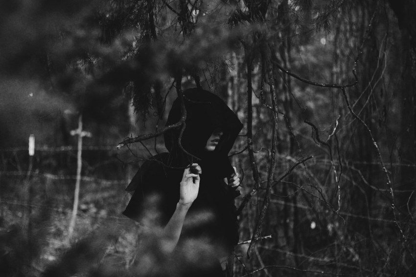 35 Horror Readers Recommend The Most Disturbing Story They’ve Ever Read