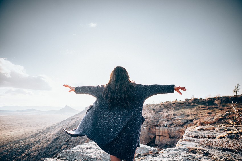 What It Means To Love A Girl Who’s Fiercely Independent