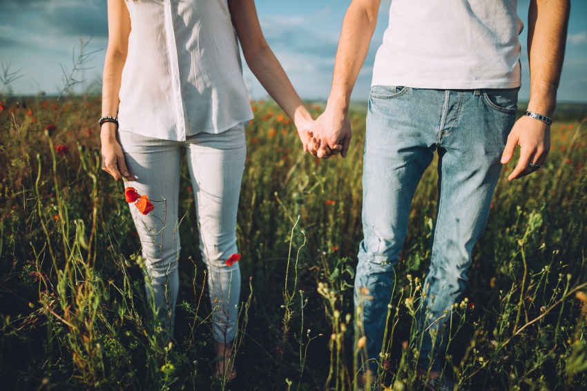 11 People On What It Was Like Staying With Someone After They Cheated