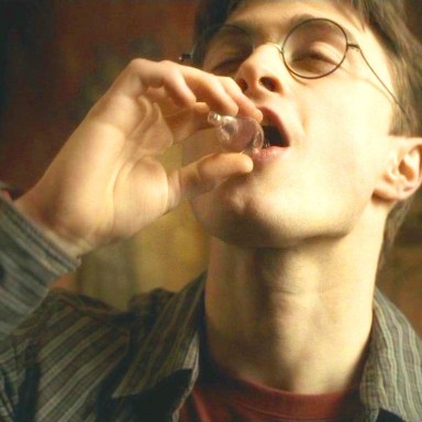 Here’s What You’re Like When You’re Drunk, Based On Your Hogwarts House