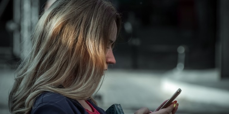 How I Realized That Social Media Was Making Me Unhappy 