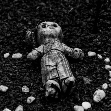 9 True And Terrifying Tales Of Haunted Toys Tormenting Their Owners