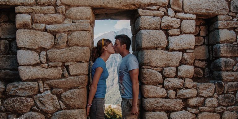 23 Men And Women Share Their Most Inspirational Love Story (That Really Happened)