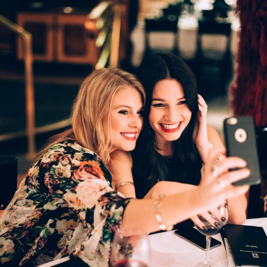 Why Your Friends Are Thankful For You, Based On Your Zodiac Sign 