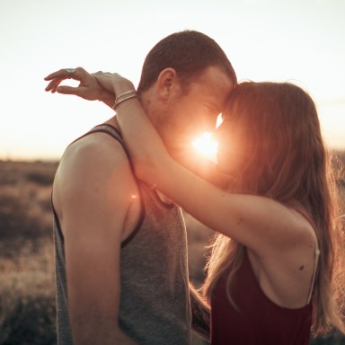 12 Reasons Why A Girl Who Loves Her Freedom Will Date You Differently