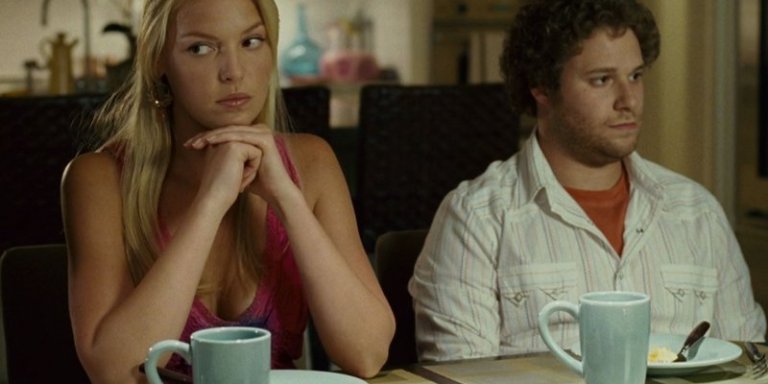 If Your Girlfriend Is Doing These 6 Subtle Things, She’s Starting To Think She Can Do Better