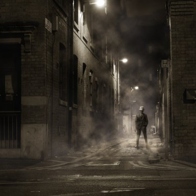 26 Men And Women On The Scariest Thing Their Stalkers Have Dared To Do