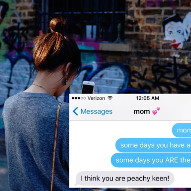 This Girl Sends Her Mother One Weird Text A Day, And ALWAYS Gets A Hilarious Response