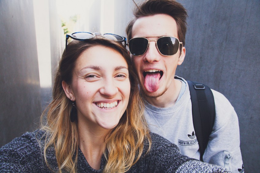 15 Signs He Has All The Control In The Relationship (And You’re Completely Powerless)