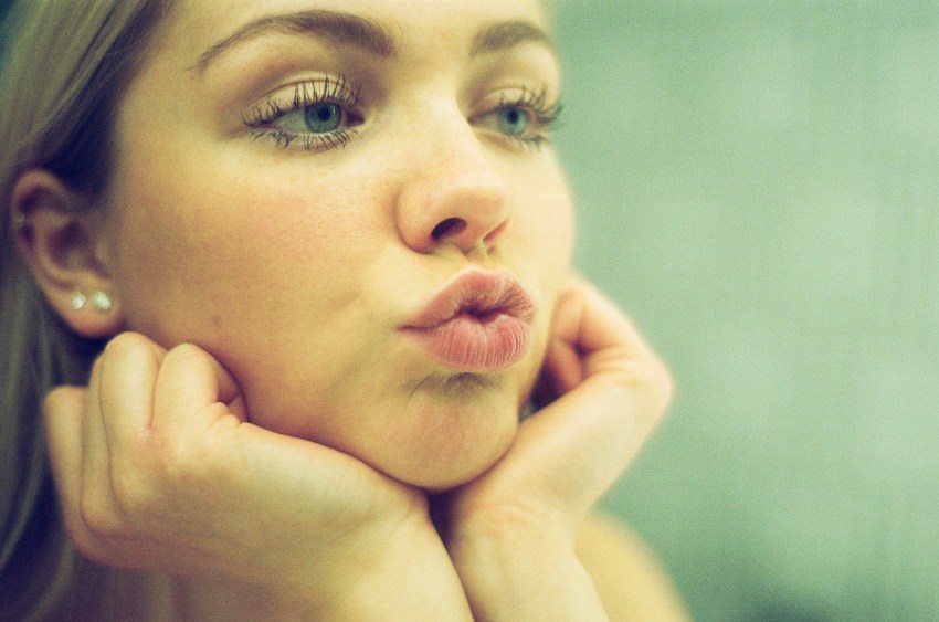 What It’s Like To Have A Crush On A Guy With A Girlfriend