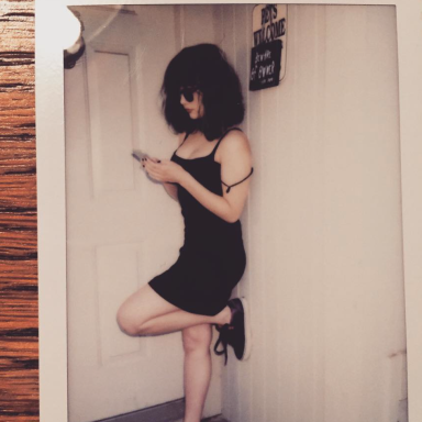 17 Things I Tell Myself When I Feel The Urge To Text You