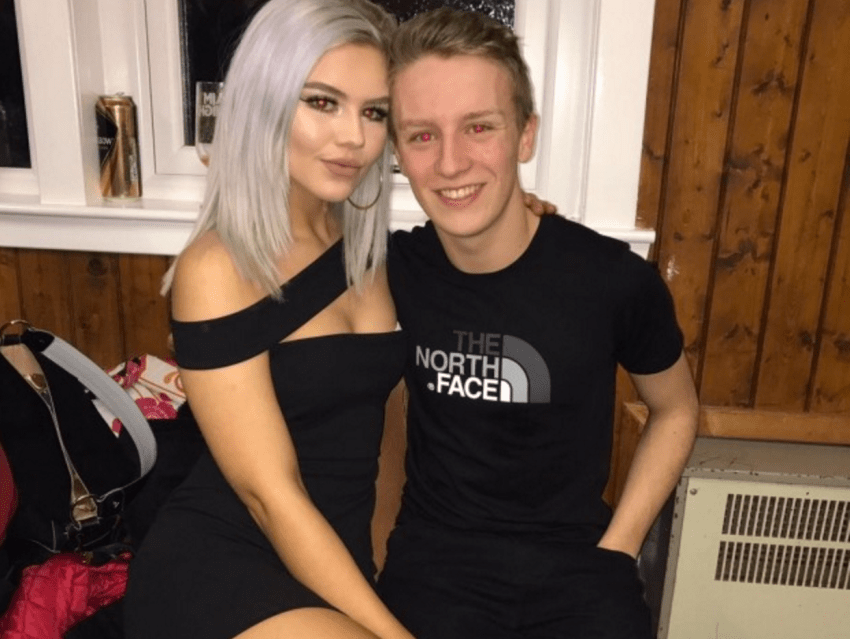 The Hilarious Way This Guy Apologized To His Girlfriend Is *Literally* Relationship Goals