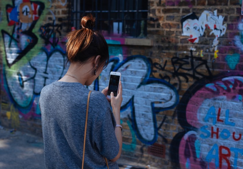 10 Texts You Can Send When You Think You’re Getting Ghosted