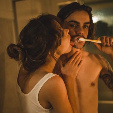 Everything A Guy Will Do If He’s Just Not That Into You