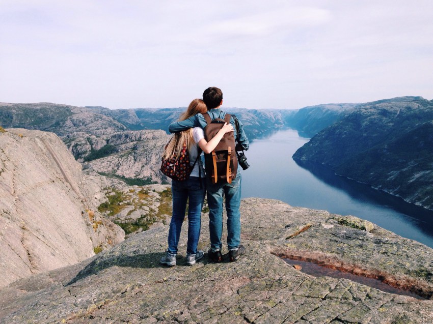 Here’s What Healthy Love Is (Because It’s Definitely Not A Fairytale)