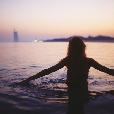 This Is What Happens When You Fall In Love With Your Solo Completeness Instead Of A Person