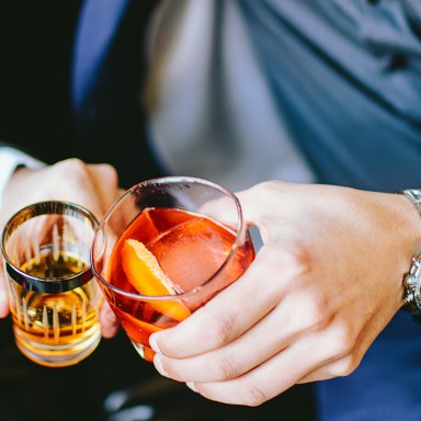 5 Warning Signs That You Have A Drinking Problem Or An Unhealthy Relationship With Alcohol
