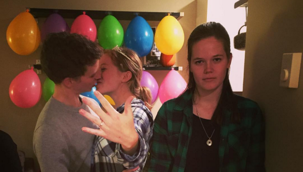 This Woman Instagrams About Her Life As A Permanent Third Wheel And It’s Hilariously Relatable