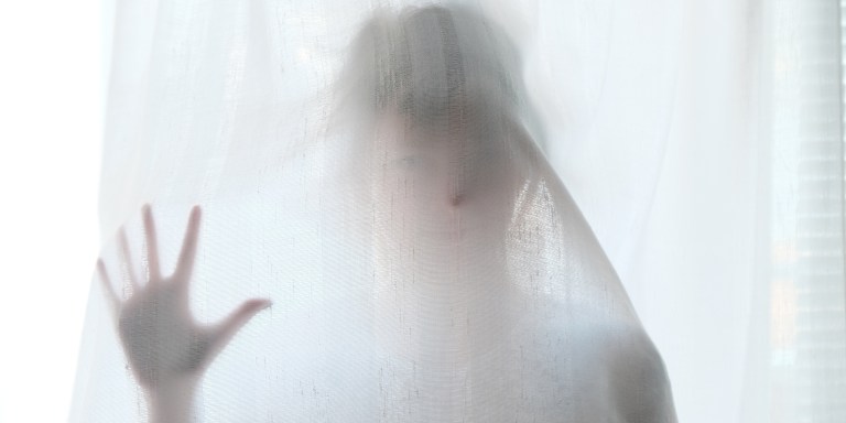 25 People Share The True Supernatural Experiences That Scared Them Half To Death