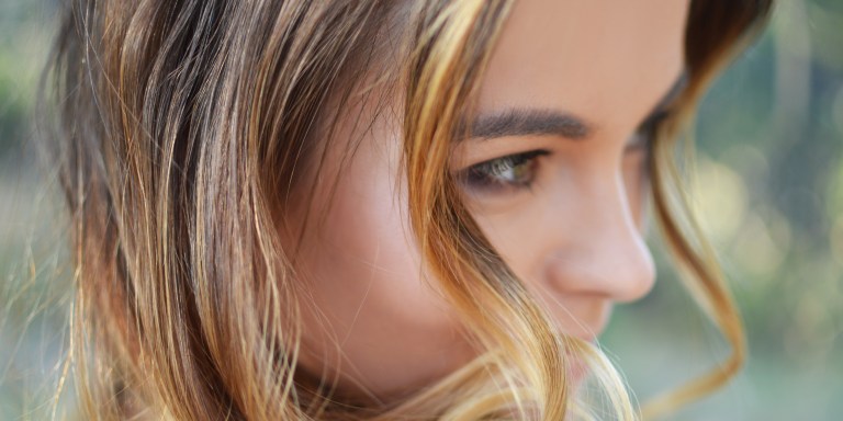 How I Finally Mastered Hiding My Dark Undereye Circles (With No Sleep Necessary)