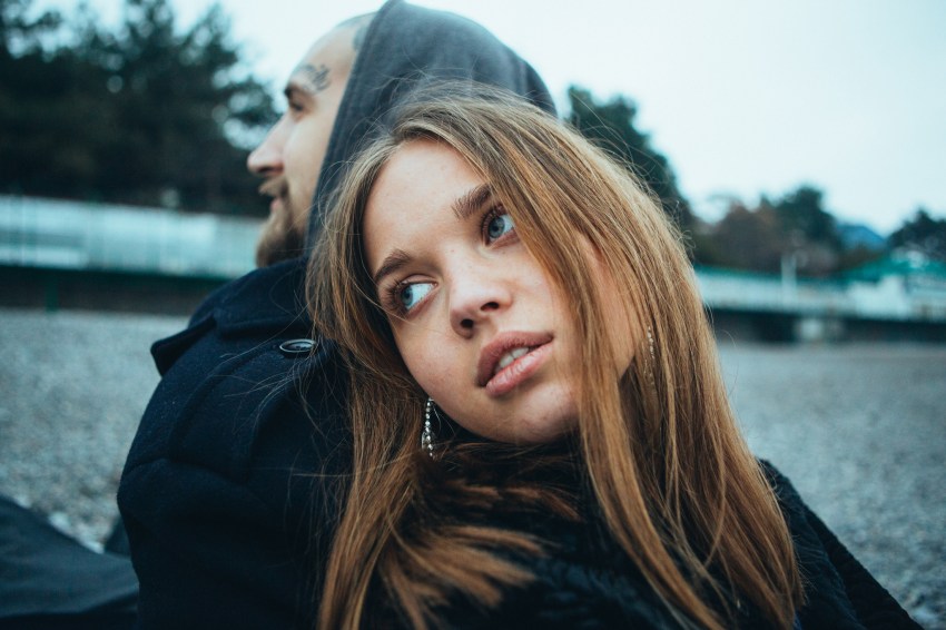 If He Does These 8 Things, He Doesn’t Actually Want You Back (He’s Just Bored)