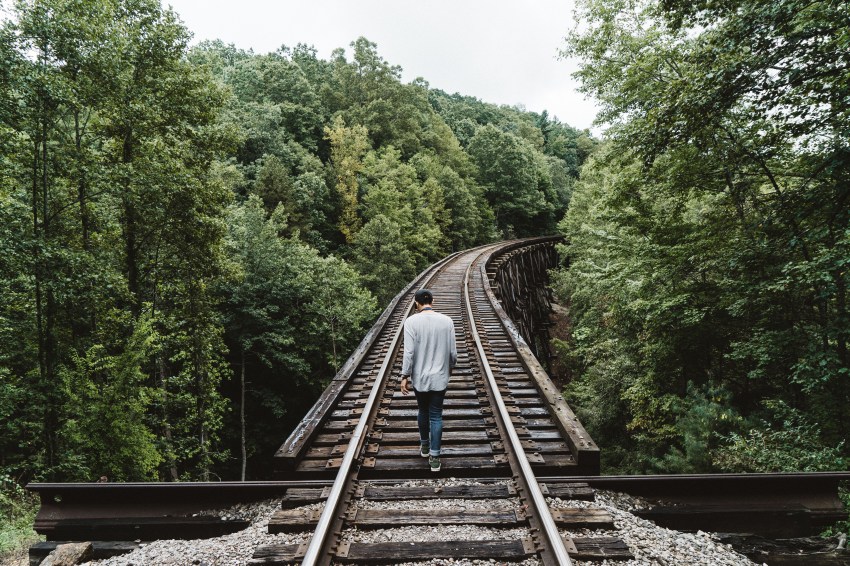 The Hardest Part Of Being An Introvert That No One Talks About