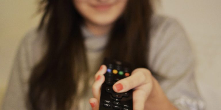 Good Scary Movies On Netflix May 2020 13 Best Horror