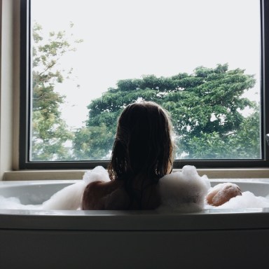 16 Things People Don't Realize You're Doing Because You Haven't Mastered Loving Yourself Quite Yet