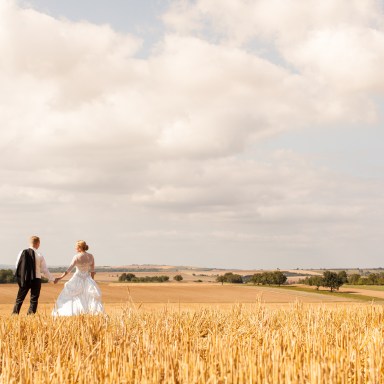 Why Are People In The Midwest So Rushed To Get Hitched?
