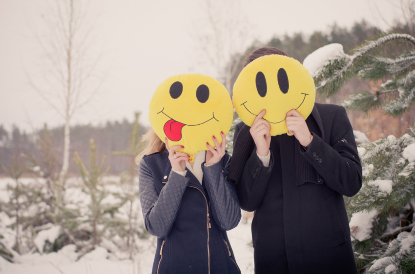 18 Micro-Habits That Are Slowly And Silently Ruining Your Relationships