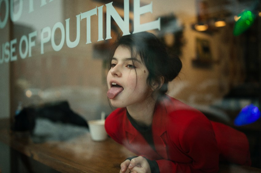 9 Beautiful Things Love Teaches Us (Even In Heartbreak)