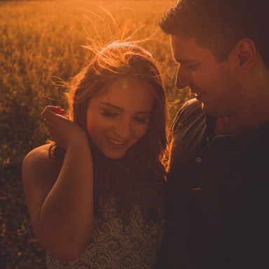 20 Telltale Signs He Definitely Wants To Be More Than Just Friends