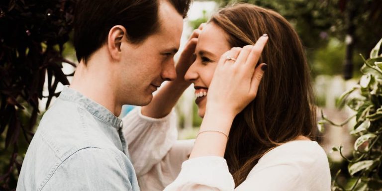 If He Sends These 11 Mixed Signals, Sorry But He Doesn’t Want To Date You
