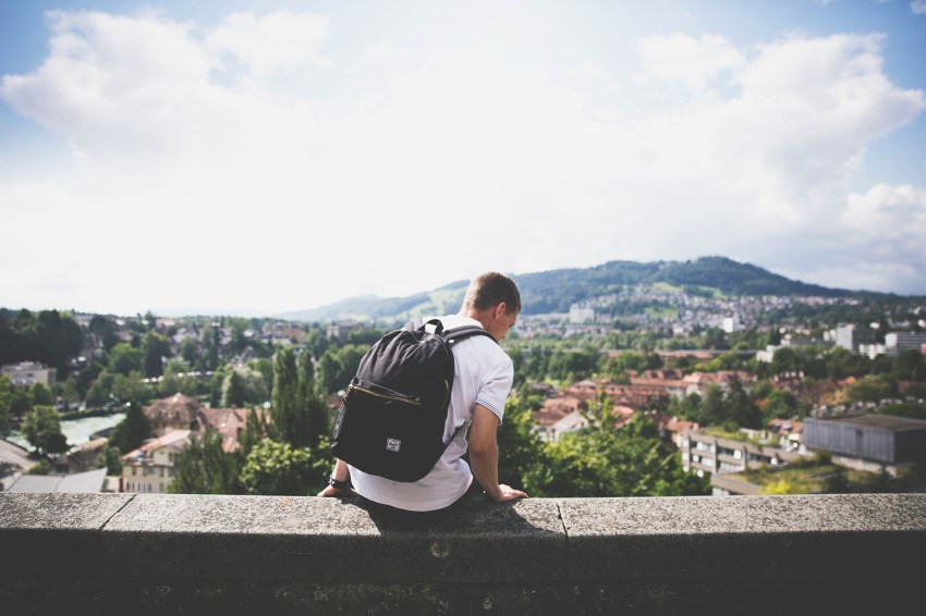 Focus On Your Career Or Travel The World? Here’s How You Can Do Both